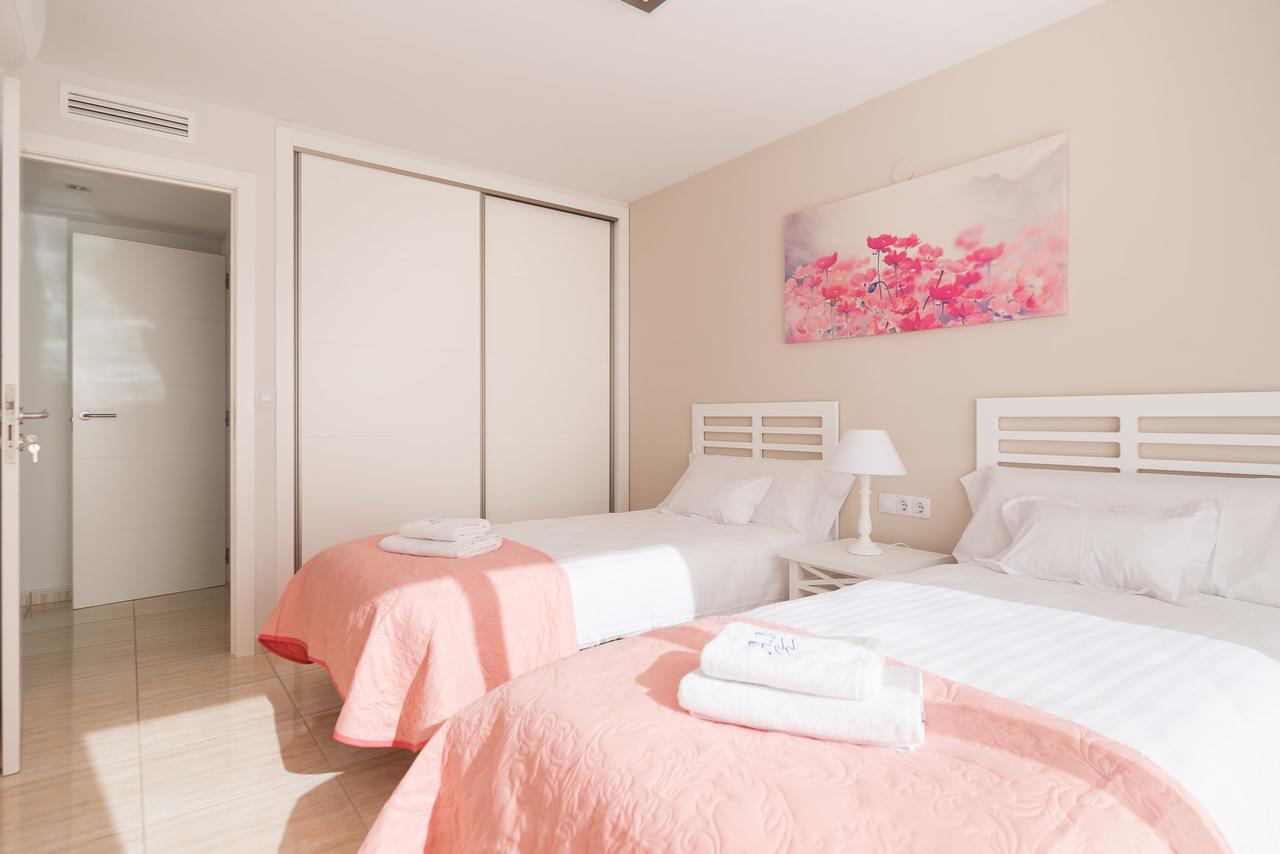 Apartamentos Marta Playa Аліканте Екстер'єр фото